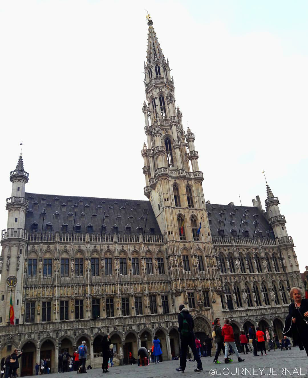 Instagram/journal.jernal Another pretty building in Brussels.